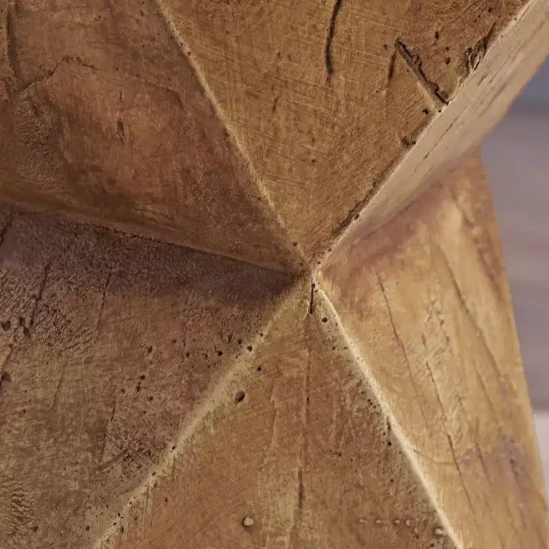 Leichter Beistelltisch aus Beton, handbemalt