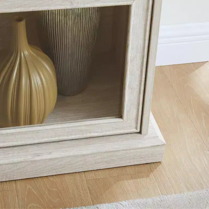 63-Zoll-Glasvitrine mit 4 Ablagen, weißer Vitrinenschrank aus MDF und gehärtetem Glas (Klappüren für Sammlerstücke, Spielzeug und Bücher)