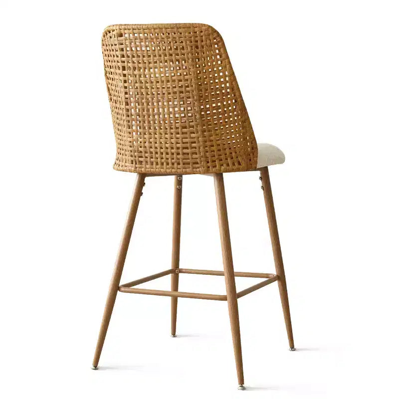 Set aus 4 Bouclé-Rattan-Thekenhockern, 27 Zoll hohe gepolsterte Barstühle mit Rattanlehne für Kücheninsel oder Frühstückstheke